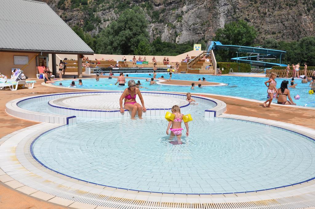 Villa Lutel Le Bourg-dʼOisans المظهر الخارجي الصورة